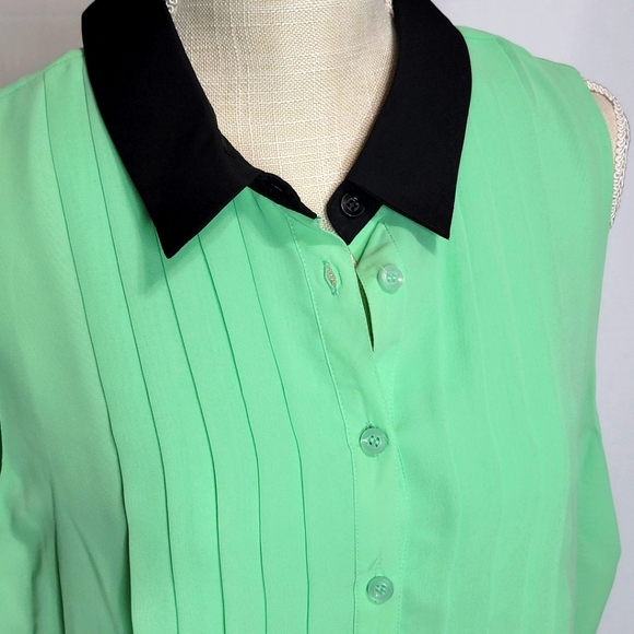 BCBGeneration Mint Green Dress with Black Collar Size Large #370 - Picture 4 of 8